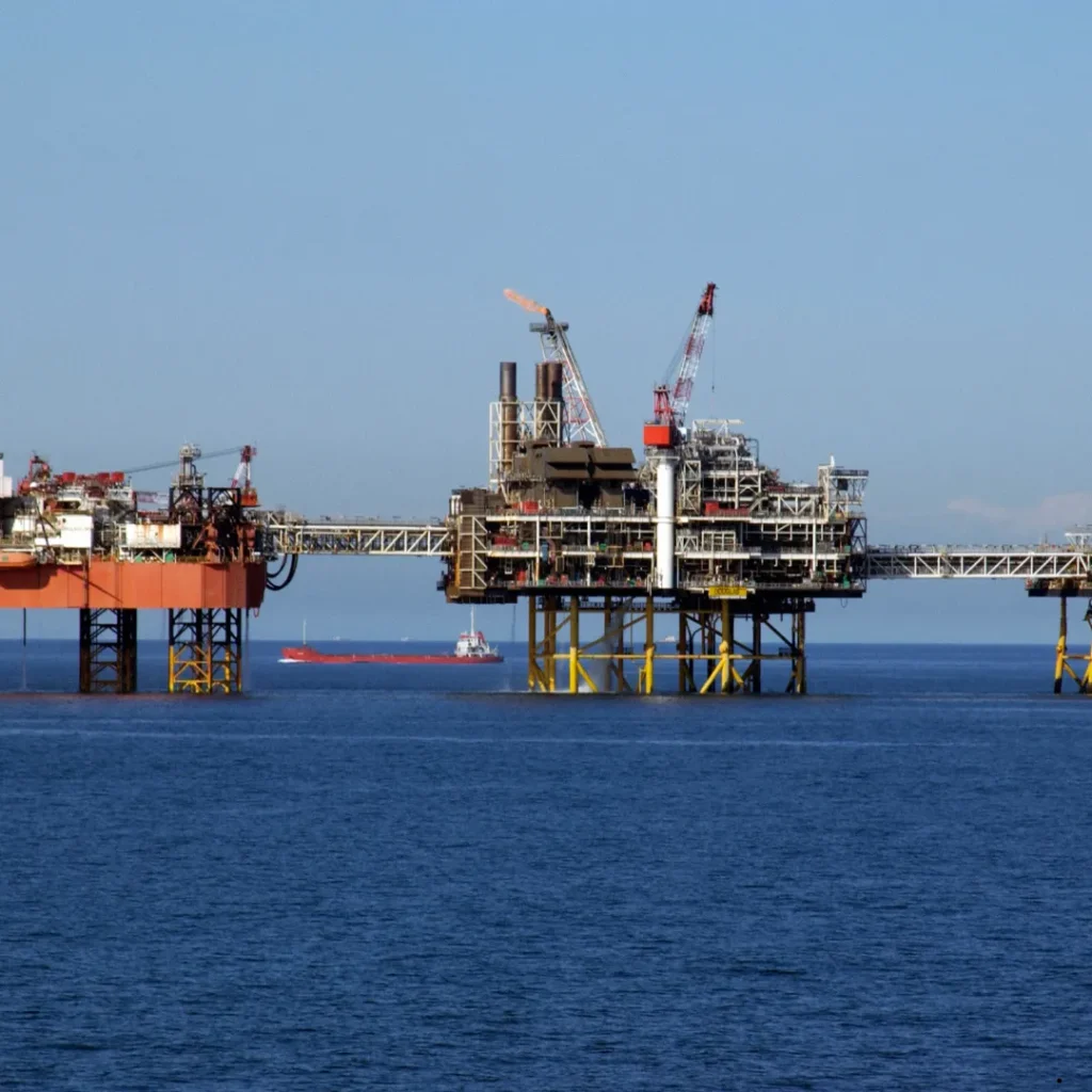 LICQual UK Level 6 Diploma in Offshore Operations