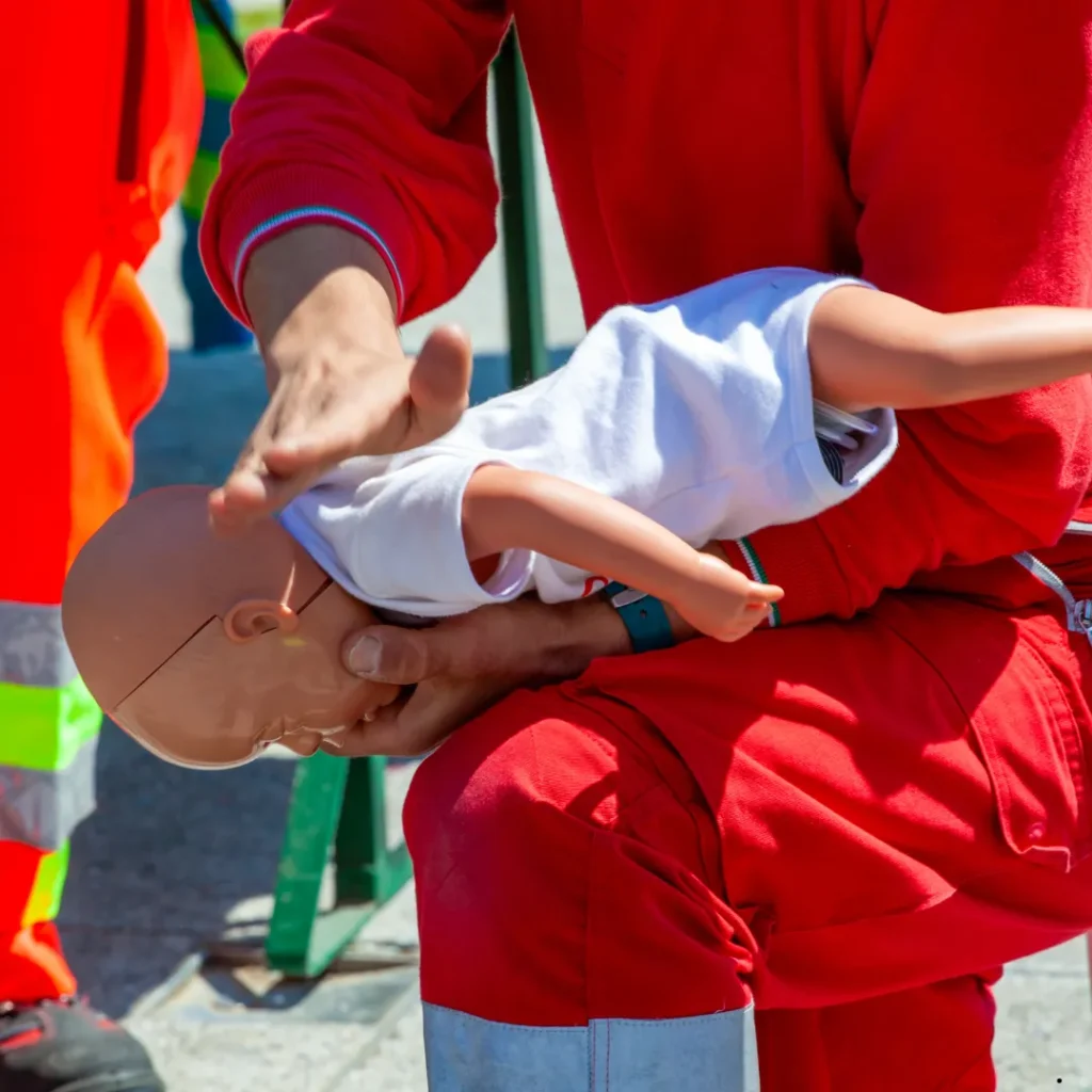  OSHAA 30-Hours Professional Diploma in Emergency Outdoor First Aid (EOFA)